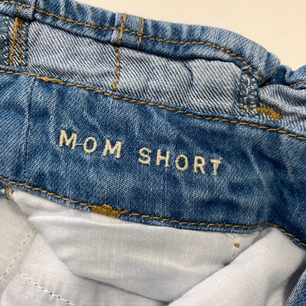 American Eagle Womens Size  26W/2 Super High Rise Denim Mom Short NWT! - Picture 14 of 16